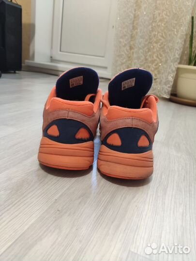 Кроссовки Adidas yung 1 orange