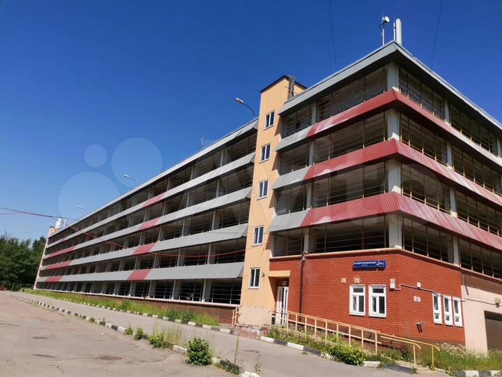 Машиноместо, 15 м²