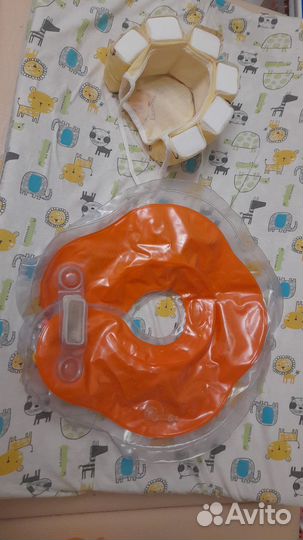 Шапка и круг для плавания