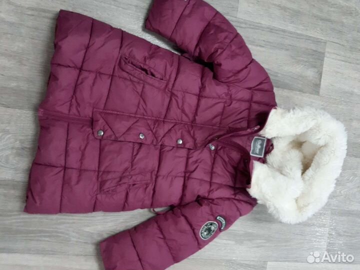 Куртка зимняя для девочки. В отличном состоянии