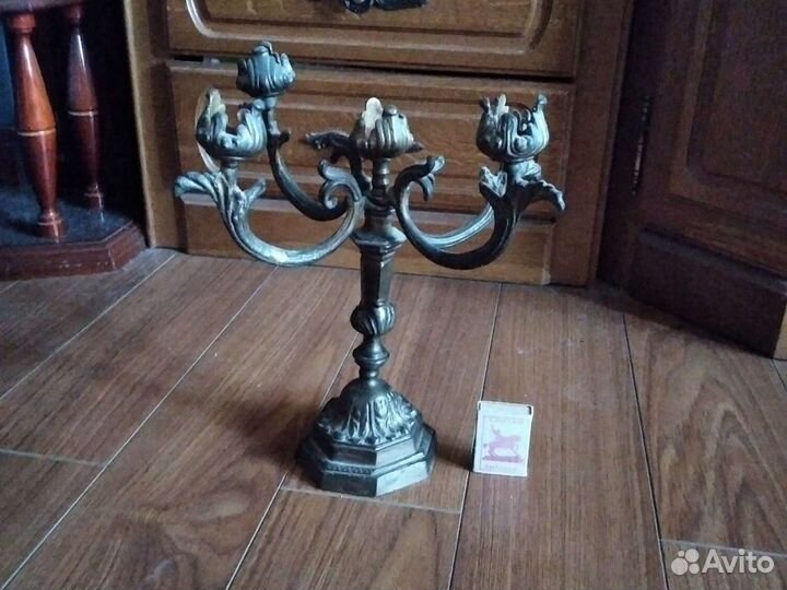 Подсвечник, литье