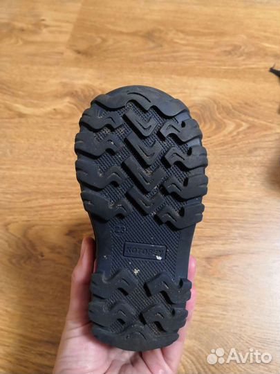 Зимние детские сапоги