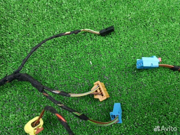 Проводка двери передняя правая Volkswagen Golf 7