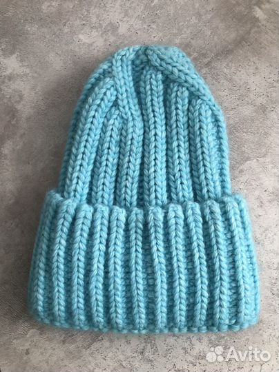 Женская шапка