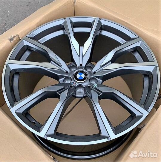 Диски на BMW бмв X7 G07 R22 5/112