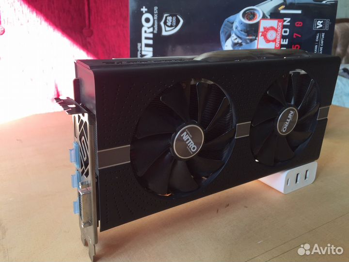 Видеокарта Sapphire Nitro+ Radeon RX 570 4 GB gddr