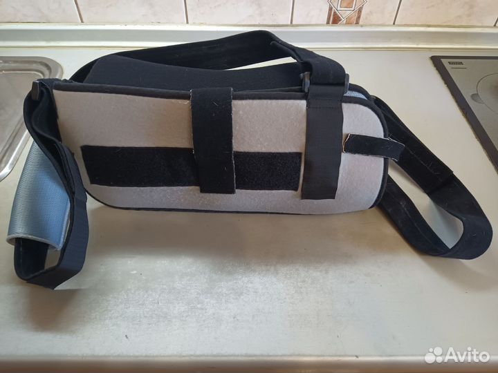 Бандаж фиксирующий плечевой сустав