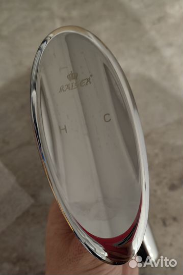 Смеситель для раковины