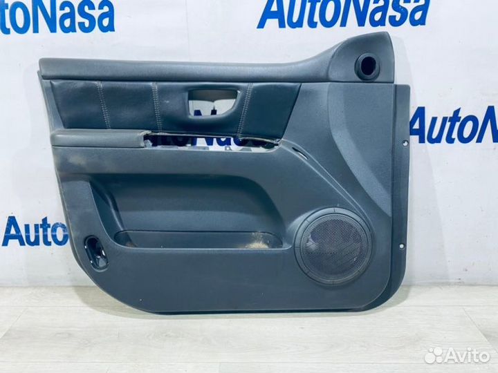 Обшивка двери передняя левая Kia Sorento SUV D4CB