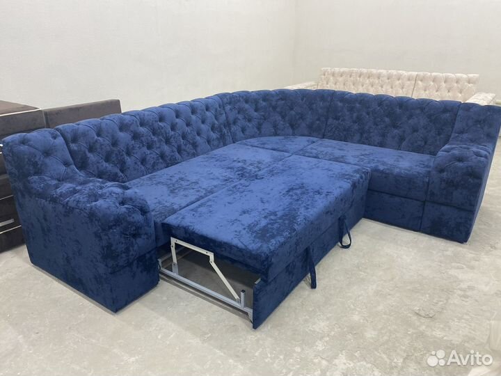 Диван в каретной стяжке