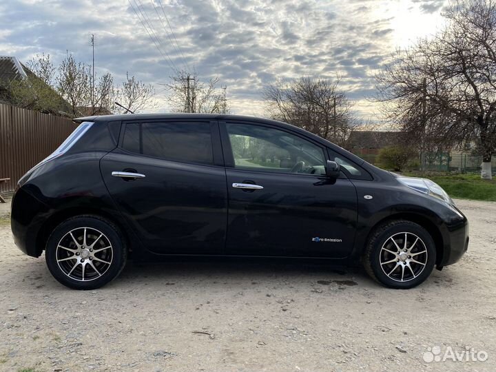 Nissan Leaf 109 AT, 2014, 121 000 км