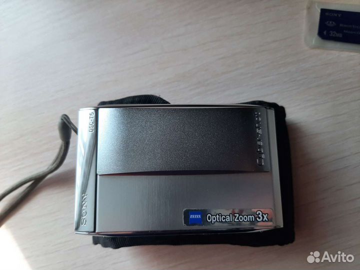 Цифровой фотоаппарат sony