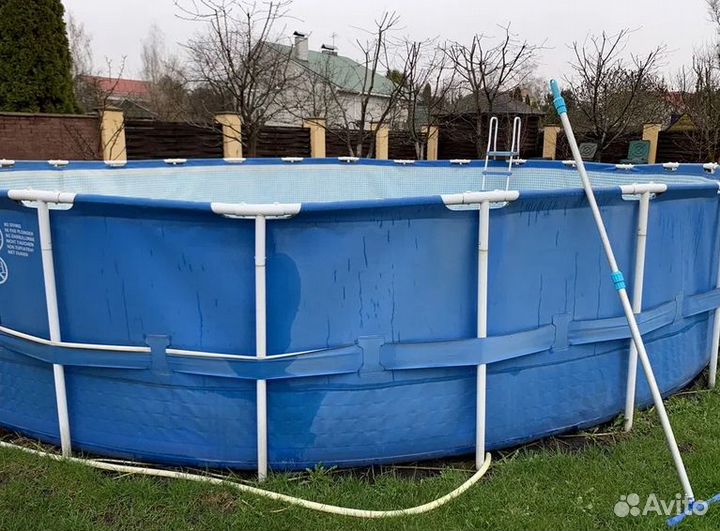 Продам круглый каркасный бассейн intex