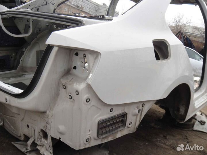 Volkswagen Jetta Крыло заднее правое (склад)