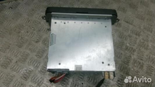 Магнитола volkswagen passat B6 (XEA29I401)