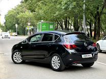 Opel Astra 1.6 AT, 2011, 195 000 км, с пробегом, цена 395 000 руб.