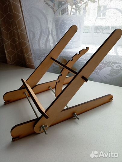 Мольберт настольный