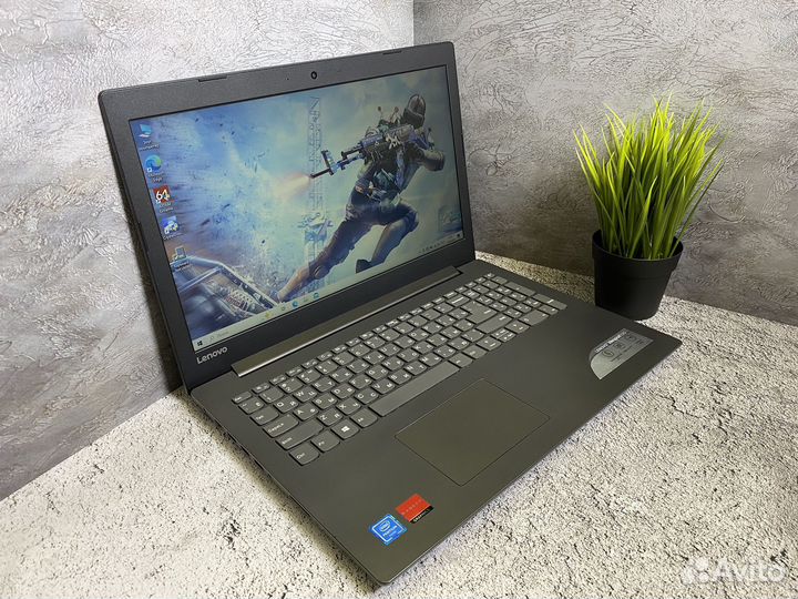 Почти как новый ноутбук Lenovo 2 видеокарты