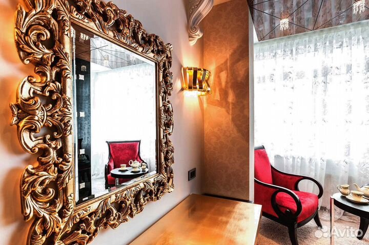 Зеркало настенное