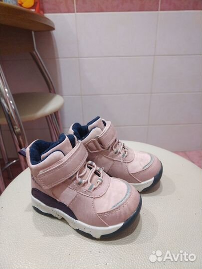 Ботинки детские 22 размер
