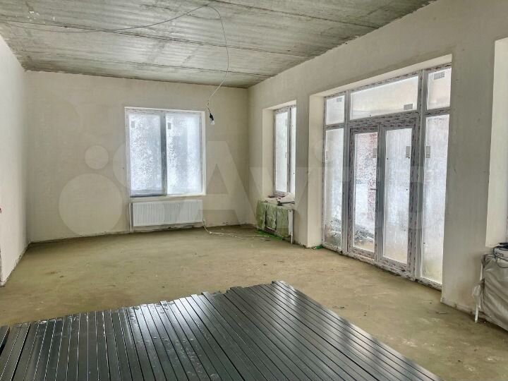 Коттедж 211,9 м² на участке 6,5 сот.