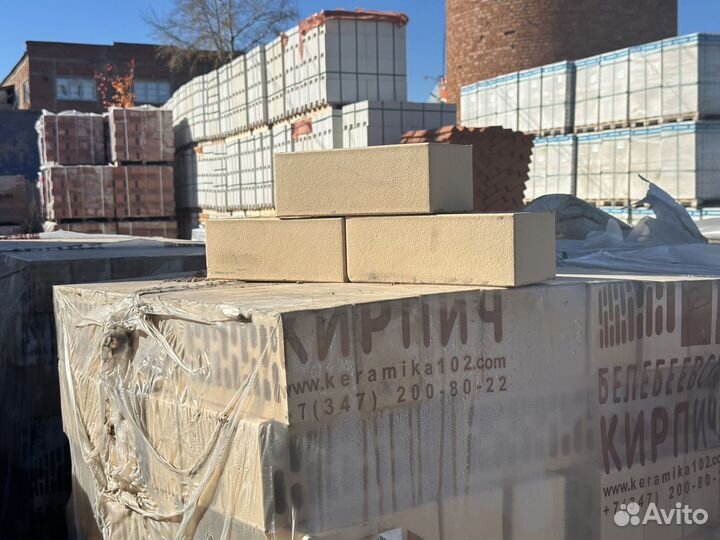 Кирпич облицовочный светлый