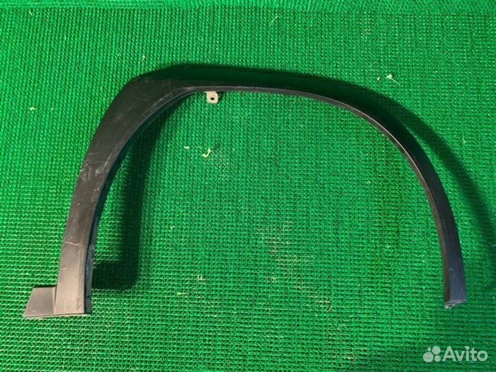 Накладка на крыло передняя правая Lexus Ux200