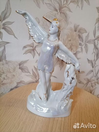 Статуэтка Аист склейка