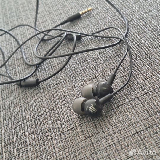 Наушники JBL C150