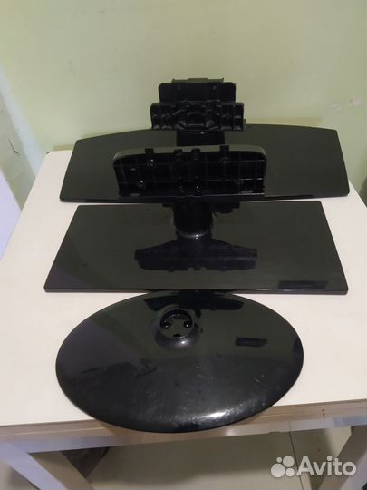 Подставка для телевизора