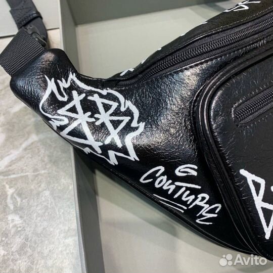 Сумка Balenciaga Graffiti