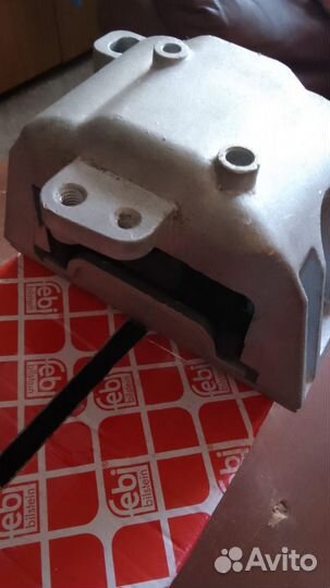 Подушка двигателя Volkswagen golf