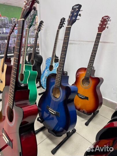 Акустическая / классическая гитара