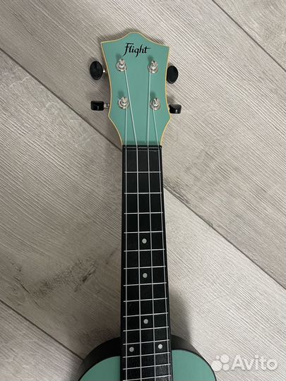 Укулеле flight