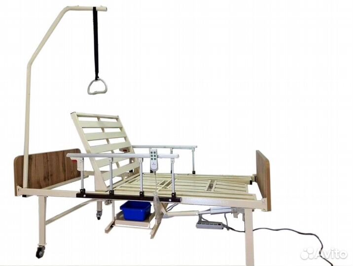 Медицинская кровать для ухода за больными