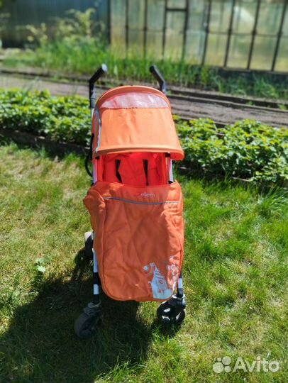 Прогулочная коляска