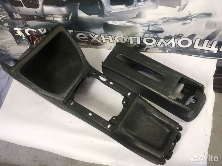 Пластик салона Volkswagen Golf 3