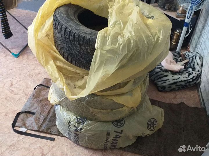 Formula Ice 215/65 R16