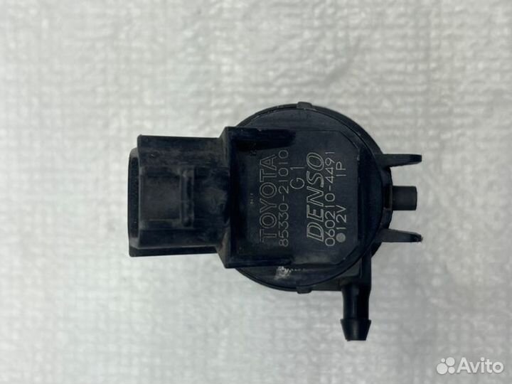 Моторчик омывателя лобового Toyota Camry V50/V55