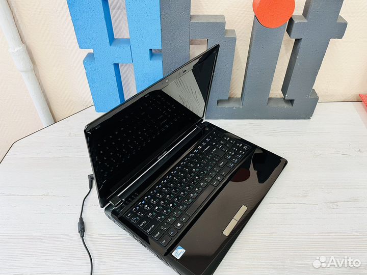 Ноутбук для учебы и работы