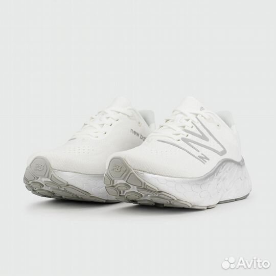 Кроссовки New Balance Fresh Foam x More V4 White