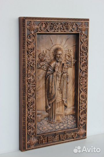 Икона Николая Чудотворца резная из дерева