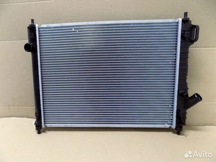 Радиатор охлаждения Шевроле Авео т250 т 250 t250