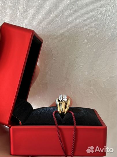 Золотое кольцо женское