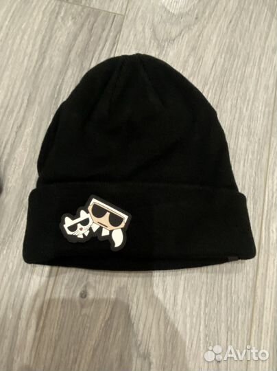 Karl lagerfeld шапка