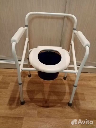 Санитарный стул-туалет