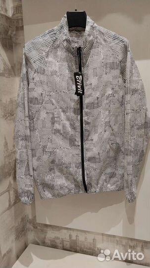 Женская одежда для спорта разная