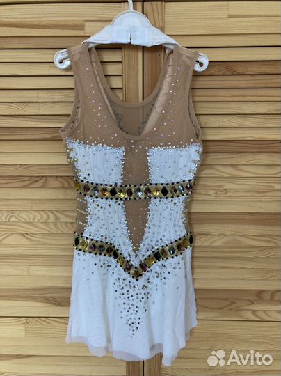 Платье для фигурного катания