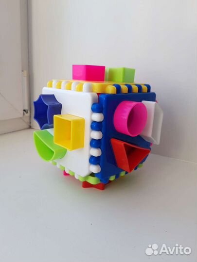 Развивающие игрушки