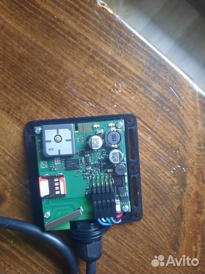 Глонас GPS трекер Teltonika FMB 202